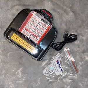 🎶 Vintage Retro Style Tabletop Jukebox Music Player – USB/AUX Retro Diner Decor